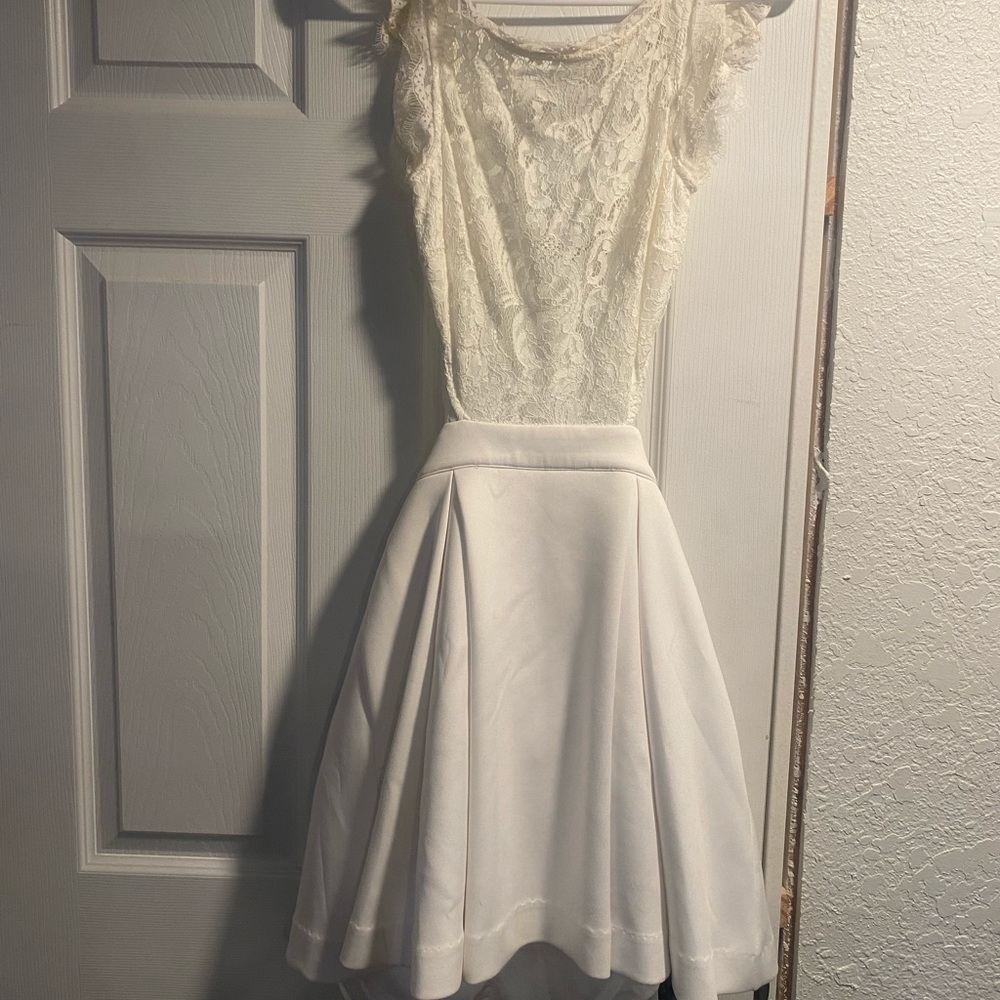 Open back lace white dress for sale. Size 2